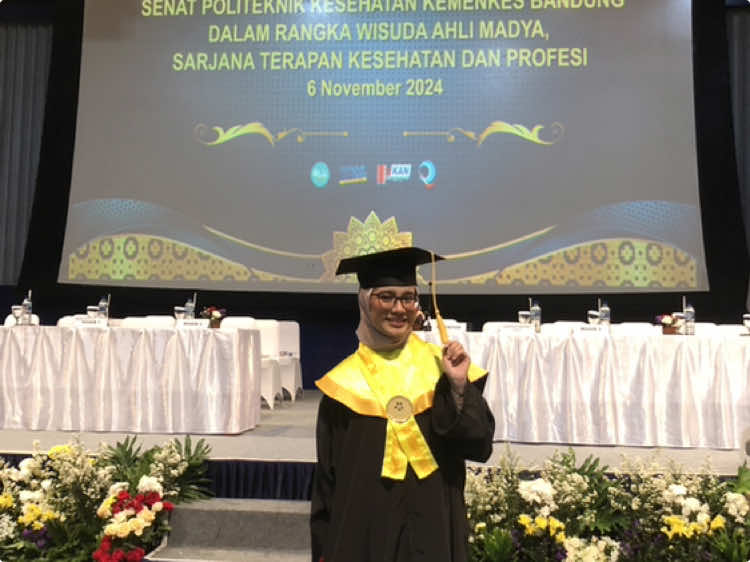graduated🎓🤍