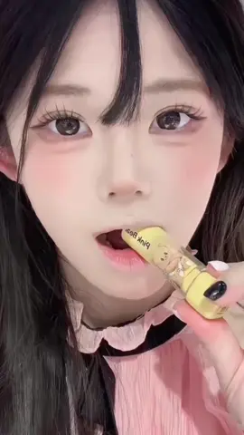 #pinkbear #butterbear #pr #リップ #リップグロス #パール #リップ紹介 #可愛いリップ #リップレビュー #美容 #メイク #qoo10 #qoo10メガ割 #メガ割おすすめ #04 