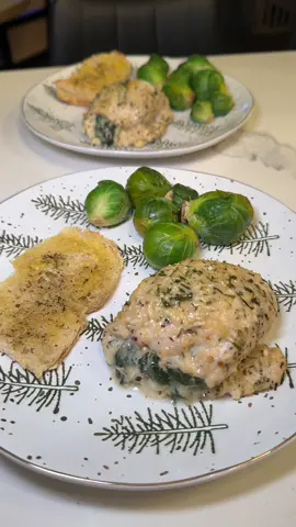 spinach parmesan stuffed chicken 🥰🍗
