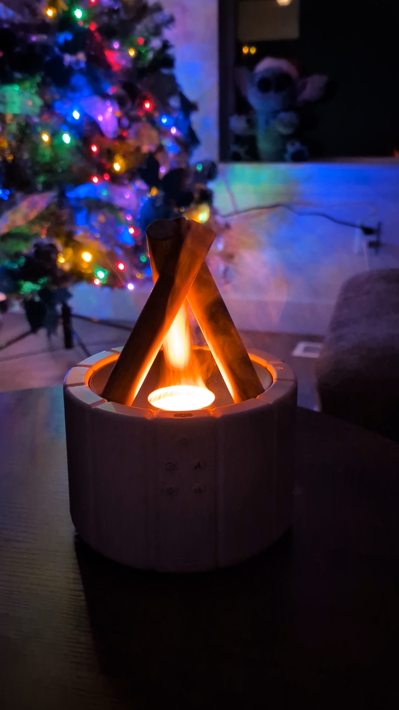 It is simply beautiful and functional #humidifier #aromatherapy  #bonfire  Campfire-shaped humidifier, helps to humidify the environment, gives a better smell to the home, campfire, wood, decoration and functionality