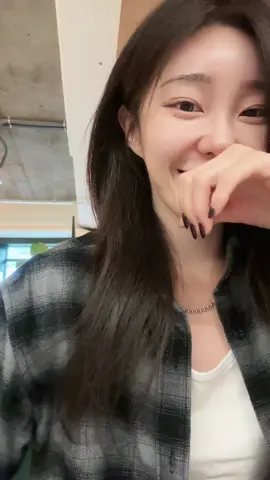 내적 관종은 눈치를 봅니다🤣 #fyp #추천 #추천떠라 #korea #추천추천추천추천추천추천추천추천추천추천 