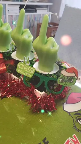 #ichliebedasleben #verrückt #hoffnung #leben #liebe #lachen #grinch #weihnachtsdeko #weihnachtszeit #iloveit 🫶🎄🤩😅❤️💋