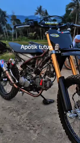 Canda bang 🗿🤣 #idc26powerfullmuffler #gtkjina🇮🇩 #gtxviral #gtxstd #rbtstd #rbtstandar110cc #rbtsumut #grasstrack #motorkebon #danapelajar #bebekmodif130cc #bebekmodifstd  #5tp #5tpgank🚀 #USER5TP😛 #fyp #foryoupagе 