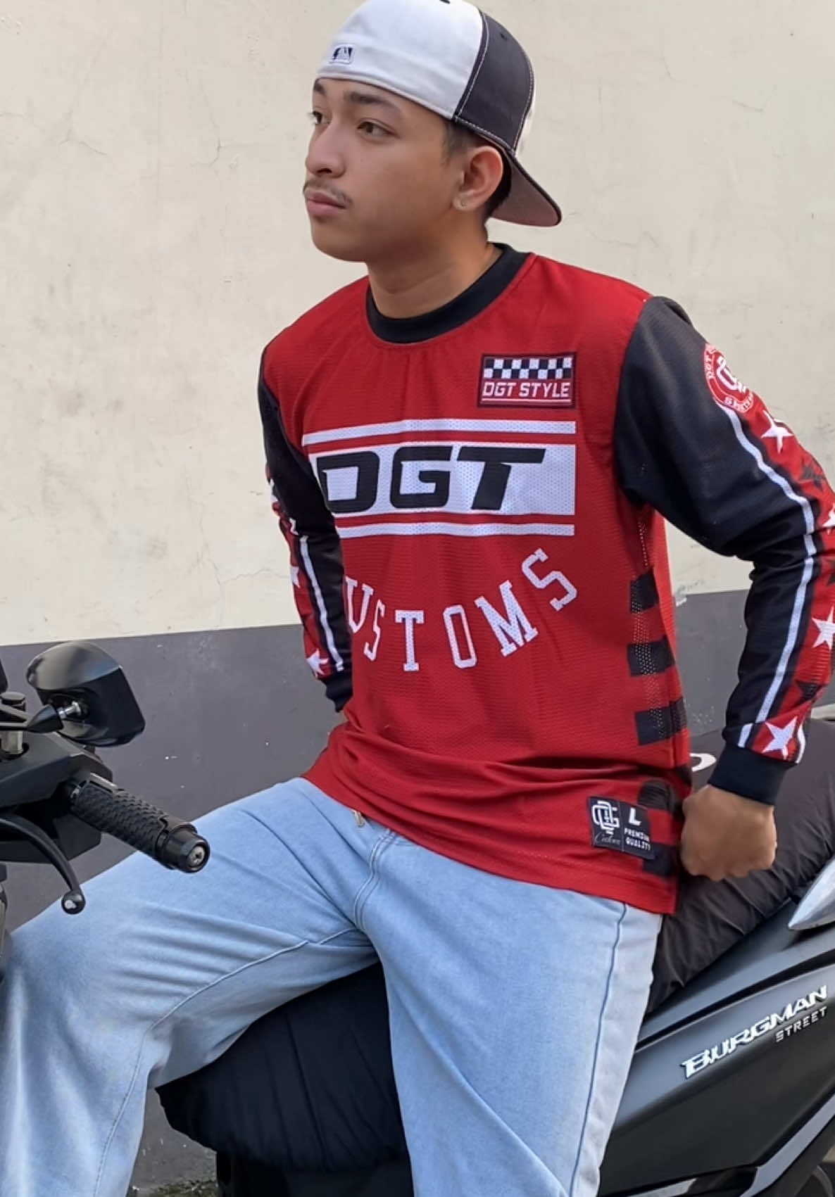 New version of our Premium Moto Jersey are up now! Don’t miss our exciting deals and discount. 😍😎 #motojersey #ridingjersey #TATAKDGTCUSTOMS #DareToBeGreat #BigSale #1111 #viral 