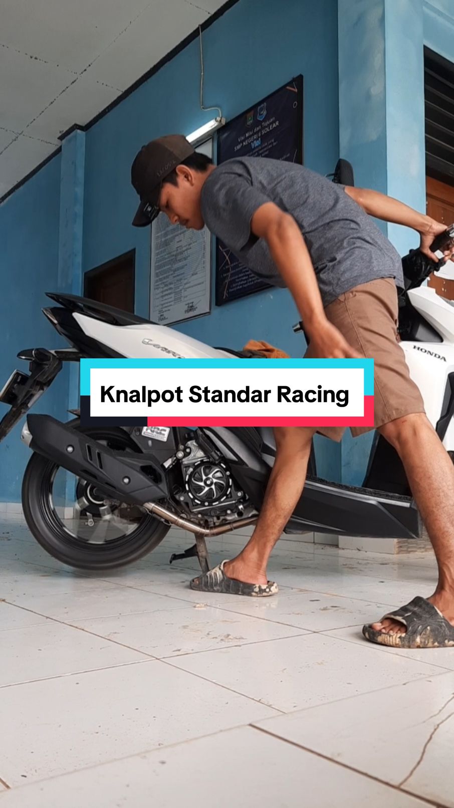 Membalas @dzcx18 yapp benar bang Zrc emang se adem ituu bang#vario150 #vario125 #vario150new #vario125new #vavarioan #vario 