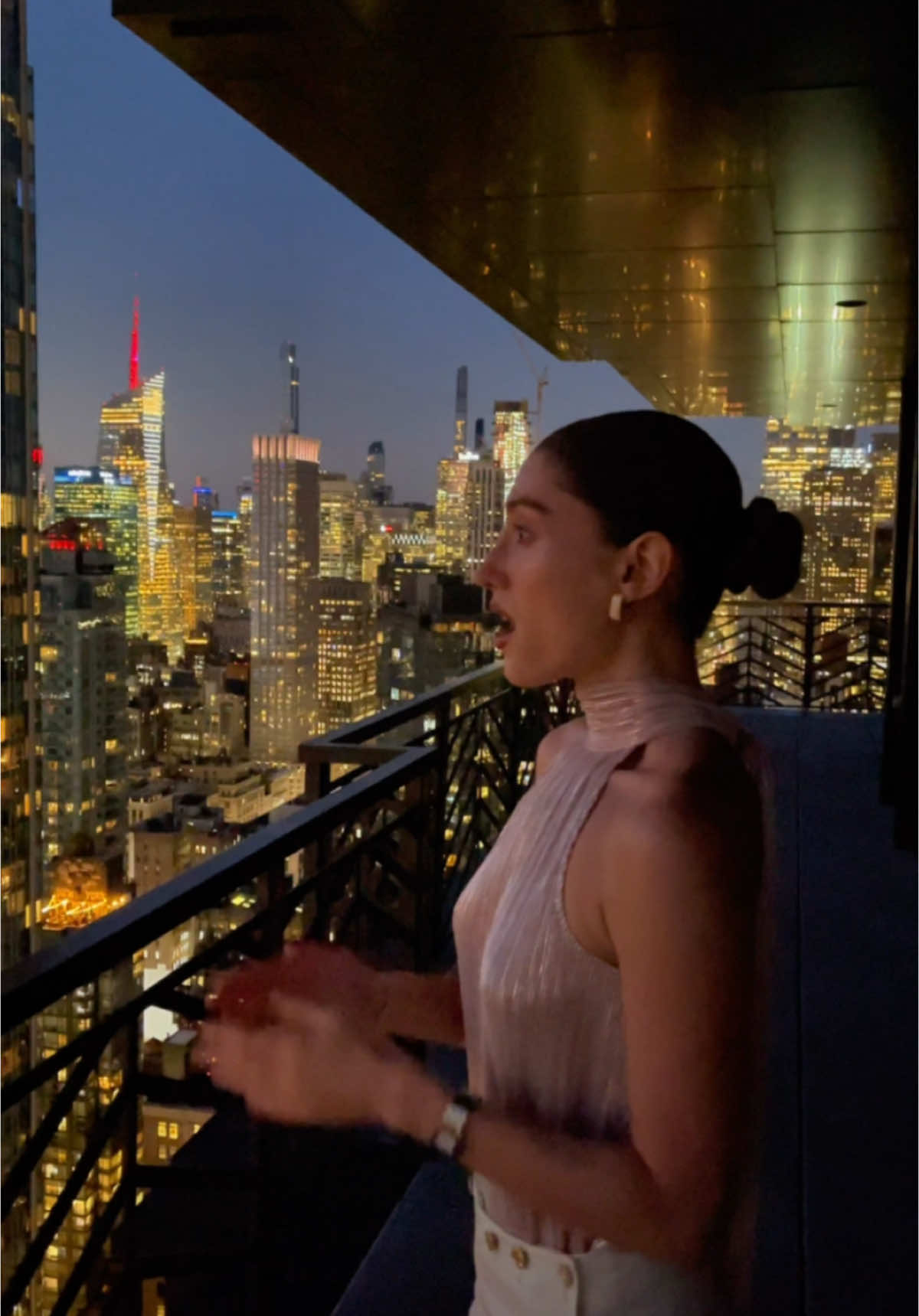Wait for it 🌇✨🥹 #newyork #nightcore  New York or Nowhere 📍30 Rose Hill - Penthouse B $12,499,995.00 Have any questions about the property? Reach out directly to kiranm@compass.com. #dreamhome #nycapartments #apartmentliving #cityviews #newyork #luxurylifestyle #nycliving #foryou #luxuryhomes #realestategoals #homeideas #nyc #explorepage #explore #apartmenttour #dreamycity #newyorkstateofmind #roofopvibes #makeitrain #livingontheedge #limitedtimeoffer  