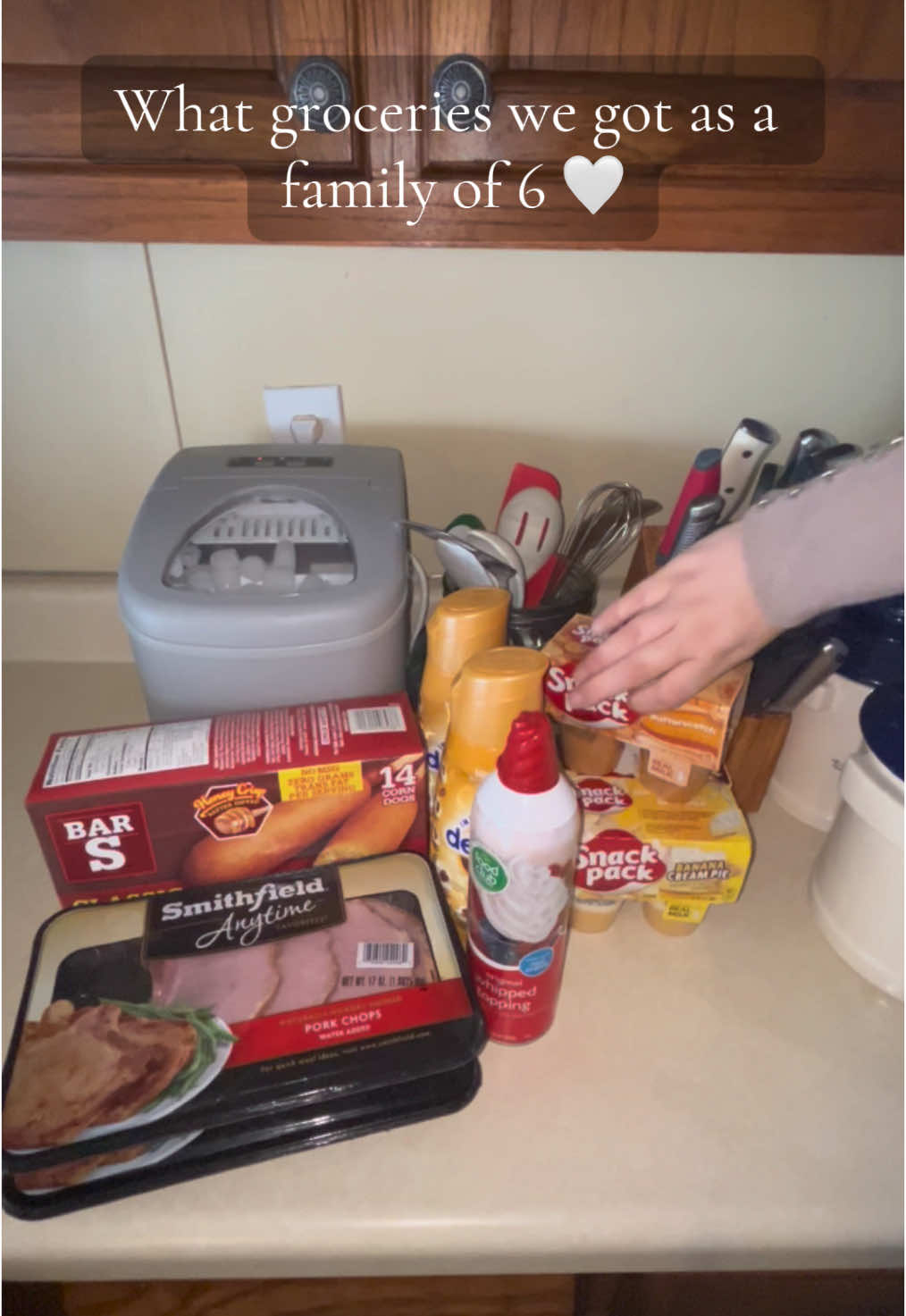 And unfortunately I still forgot stuff 😂 #groceryhaul #bigfamily #familyof6 #sahm #sahmtok #sahmlife #groceries #dayinthelife #sahmroutine 