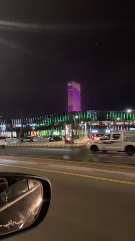 الغربة #المملكه_العربيه_السعوديه🇸🇦 #الشعب_الصيني_ماله_حل😂😂🙋🏻‍♂️ #المغتربين #الغربة_كي_واعرا_الغربة #تصوري_احترافي 