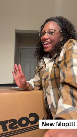 New mop who dis 👀👀👀 