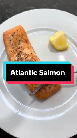Atantic Salmon 🍣 Ingredients -  Atlantic Salmon Avocado Oil Salt Pepper Cooking Instructions -  Air Fry at 400 Degrees for 14 Minutes #airfryer #fyp #foodtiktok #dinner #lunch #glutenfree #salmon 