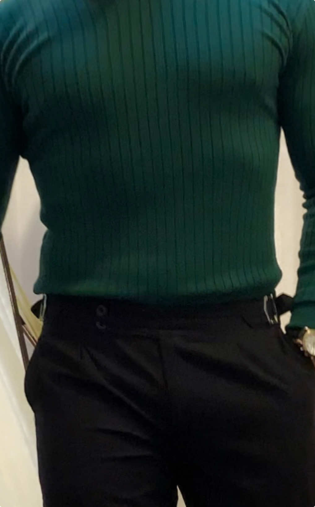 Outfit✨💚 ‏ #fashionstyle #menstyle  #menwears #outfit #trending #fashionmodel #hairstyles #haircuttutorials #menwears 