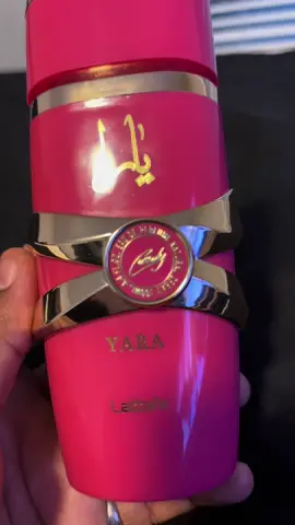 Yara Candy 🍓🍉 #yara #yaracandy #perfumetiktok #fragrancetiktok #fyp #longlastingfragrance #strawberryscented 