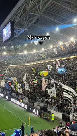 1G: GIOHSTO  #juventus 