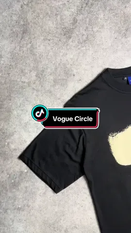 Kaos Hitam Boxy Fit Oversize Tshirt Pria dan Wanita DE-GOAT 🖤🖤 #kaosoversize #kaosstreetwear #kaosboxy #bajudistro #lokalprideindo #tshirtmurah 