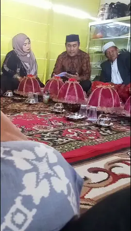 #fyp#mappere-dui #fypシ゚viral adat Bugis  #acara mappenre dui @pu.andi97 semoga lancar sampai hari H. tgl.16.12.2024