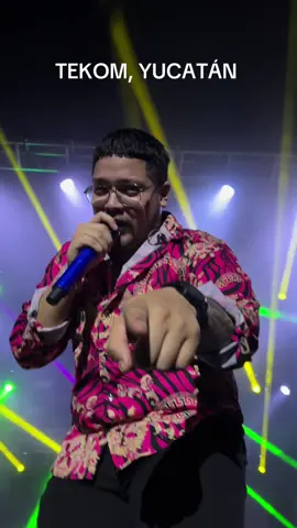 Abejita Chiquitita 🐝  @Juan Carlos Tapia 