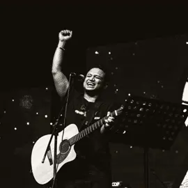 Zunayed Evan ইভান মানেই ভালোবাসার অপর নাম-🫂 ইভান ভাই মানেই ভালোবাসা-🙏 ইভান ভাই মানেই নিজের জন্য গানের লিরিক্স এর মধ্য হারিয়ে যাওয়া- ইভান ভাই এর লেখা প্রতিটা লাইন বেচে থাকার অনুপ্রেরণা -! ইভান ভাই এর গান গুলোর প্রতিটা লাইন এক এক টা করে ভাবসম্প্রসারন... অন্যমনস্ক,শেষ,নিকটবর্তী ব্যবধান মানেই ইভান ভাই🫂 AshAshesunayed_Evan #Ashes #asheslover#Zunayed_Evan_bhai 