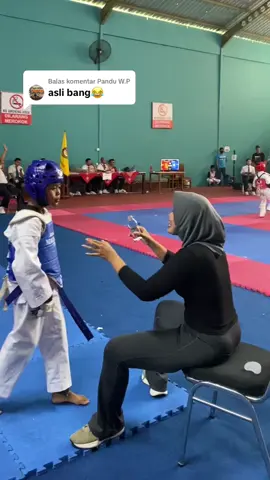 Membalas @Pandu W.P aslinya galak 😭 #fypp #coach #taekwondo #trend 