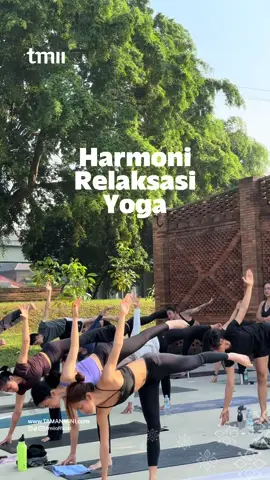 Lepas penat dan temukan ketenangan di tengah kesibukan #TemanJelajah di TMII! Bersama @urbanharmony_ kami mengajak #TemanJelajah untuk menyelami kedamaian melalui setiap gerakan yoga diiringi udara segar dan pemandangan yang indah. Yuk, berlatih bersama dan bawa energi positif dengan pengalaman yoga yang menyegarkan di TMII! #TMII #TMIISeruGaAdaHabisnya #JelajahCeritaIndonesia #Yoga