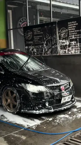 Soon for sale! Honda Civic FD 1.8s Loaded! 💯 Quick details: *Honda Civic FD 1.8s *Automatic transmission *2008 Acquired *Mugen RR Body kits (plastic kits) *Full exhaust / Headers / 5zigen muffler *Stage 21 Carbon MTR  *Stage 21 Carbon Wing / Spoiler *Street Tuned  *Remapped by Midnight street performance *Te37 VR Forged 18's 5x114.3 mags       #foryou #highlight #fyp #foryoupage #hondacivic #civic #f #fypage #watch #viral #viralvideo #tiktok 