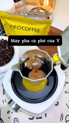 Máy pha cà phê của Ý siêu tiện lợi và thơm ngon với công nghệ mới van tăng áp đôi giúp hấp thụ dc nhiều dưỡng chất giúp tinh chất cà phê đậm đà và thơm ngon hơn máy thông thường ạ, có thể làm nhiều món nước như capuchino, latte, cà phê kiểu mỹ để thay đổi hương vị nữa nha, dễ dùng và tiện lợi ạ!