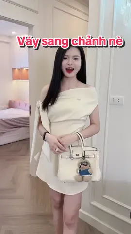 VÁY LỆCH VAI BUỘC NƠ 2 lớp lót đi kèm thêm quần bảo hộ. #champhanreview #champhan #châmphan #review #váy #vayxinh #vaythietke #vaylechvai #thoitrang #phoidoxinh #thoitrangnu 