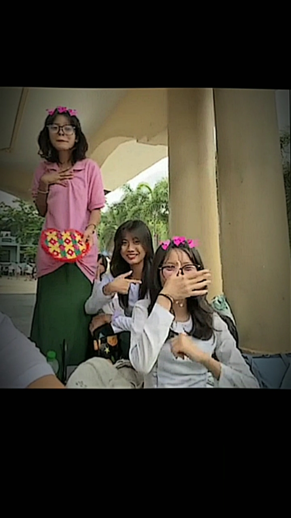 #ကျောင်းသူမလေး #ပြည်တွင်းဖြစ်ကိုအားပေးပါ #foryou #tiktok 