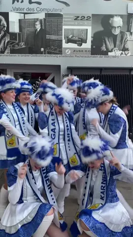 💙💙💙 #outfitcheck #karneval #garde #gardekleid #helau #5jahreszeit 