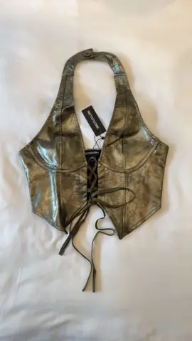 RUN to get this top🤌🏼😮‍💨 @prettylittlething #plt #plthaul #prettylittlething #goingouttops #top #winterfashion #fashiontiktok #luv #favourite #run #fyp #outfit #styleinspo 