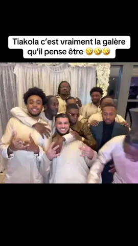 Crazy 🤣🤣 #tiakolamelo #tiakola #lamelo #melo #bdlm #tyson #marriage #drole #galere #rap #rapfr #musique #pourtoi #pourtoii #foryou #fyp 