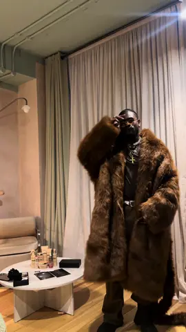 This fur coat is never coming off 🦥