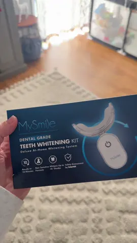 Honest review of the my smile teeth whitening kit! ✨ #mysmile #mysmileteethwhiteningkit #teethwhiteningkit #dentalcare #whiteningkit 
