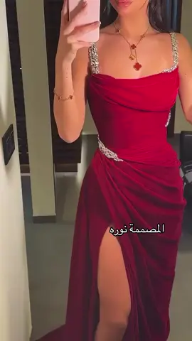 #فستان #فساتين #فساتين_سهره #فستان_مخمل #فستان_جوخ #كولكشن_شتوي #فستان_شتوي #فستان_احمر 