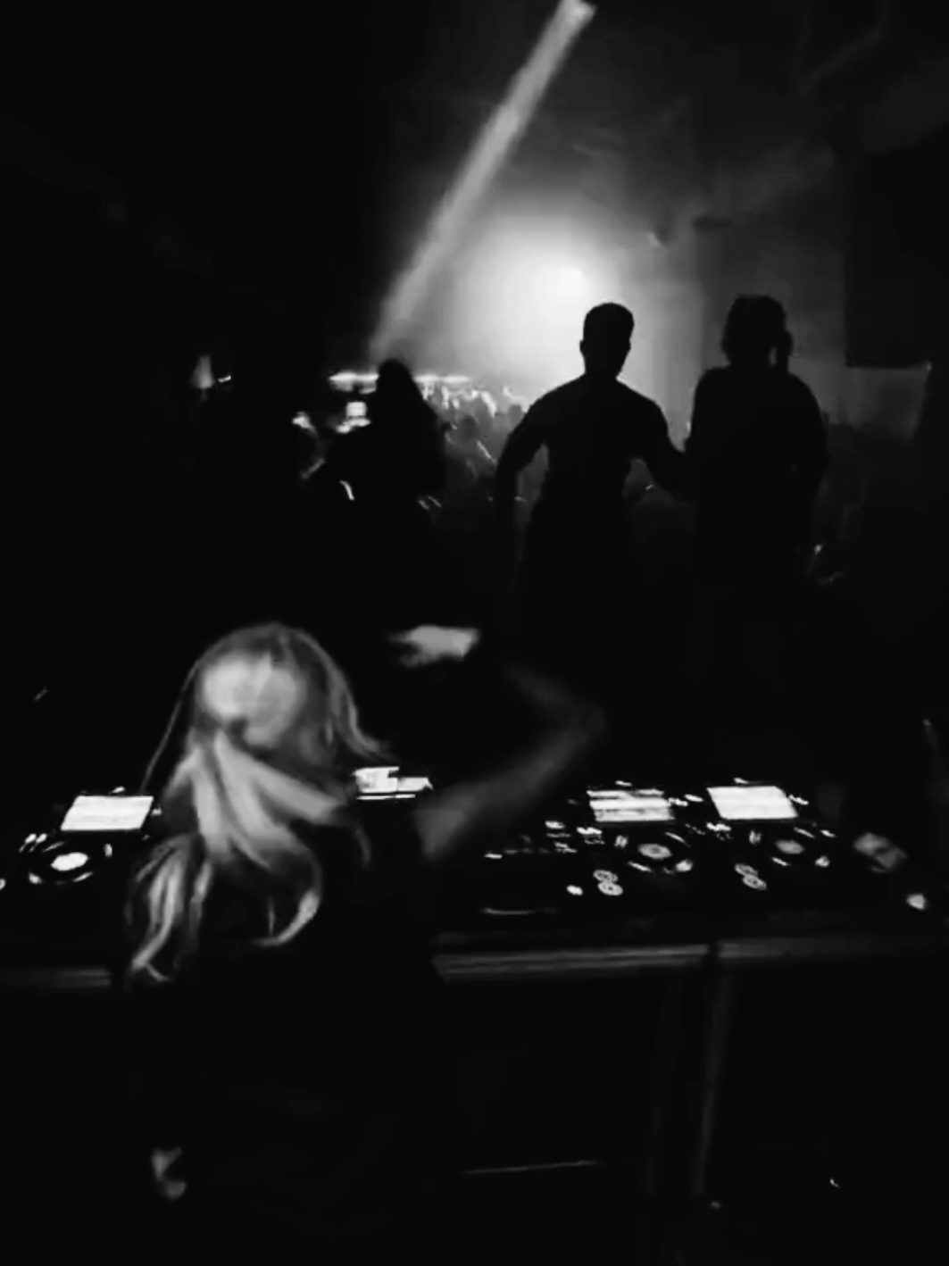 #music #techno #technorave #technotiktok #rave #remix #feelgood #fyp 