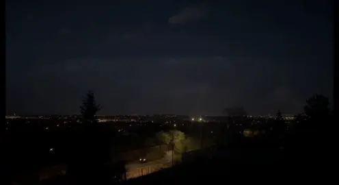 اتكله يا أغلى الاحباب .  #باسم_الكربلائي  #قصائد_حسينيه  #الامام_الحسين_عليه_السلام 