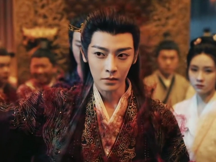 He'll let the world burn for Zhuo Yichen #fangsoffortune #houminghao #tianjiarui #cdrama 