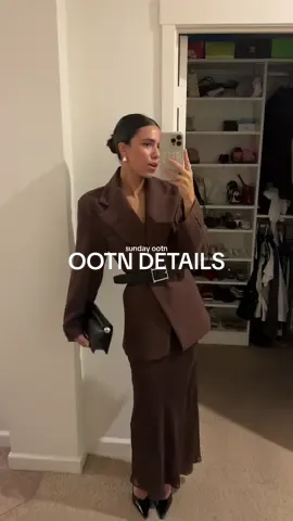 Outfit of the night for a sunday night birthday dinner 🤎 Outfit inspo by @simpleheadline ⚡️  #ootn #outfitofthenight #dinneroutfit #monochromeoutfit #chocolatebrownoutfit #cinchedblazer #oversizedblazer #beltedblazer #fashiontiktok #holidaypartyoutfit #holidayoutfit 