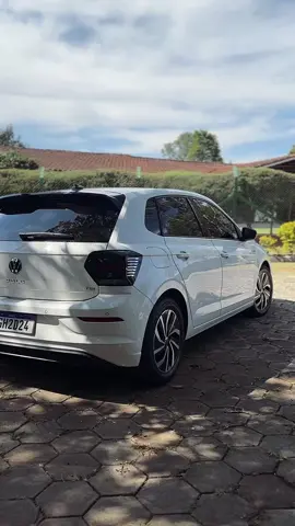 uuuh! 🖤🤍 #polotsi #polohighline #polo #tsi #volkswagen #carro #vw #fy #fyp #car 