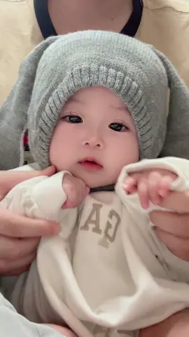 いいに決まってんだろー！！！！！！！！ #6ヶ月ベビー#天使ちゃん#赤ちゃんのいる暮らし #赤ちゃん界隈