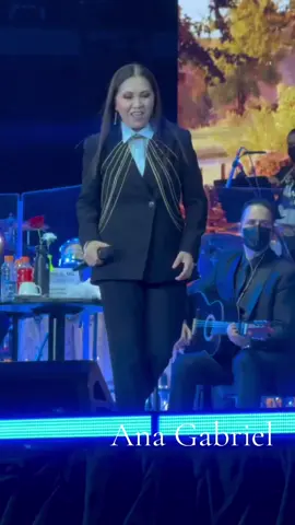 A pesar de Todo  Quien como Tu - Ana Gabriel  @anagabrieloficial  📍Target Center  Un Deseo Más 💫 50 Aniversario #anagabriel #anagabrieloficial #anagabrielfans #anagabrielporsiempre #Toyr2024 #lalunadeamerica #EstamosContigoAG  #mexico #undeseomas #50aniversario #yseraparasiempre #aniversarioanagabriel #anagabrielmusic #anagabrielista #viral #anagabrielistasporelmundo #conciertoanagabriel #envivo #conciertoenvivo #mexicana #compositora  #artista 