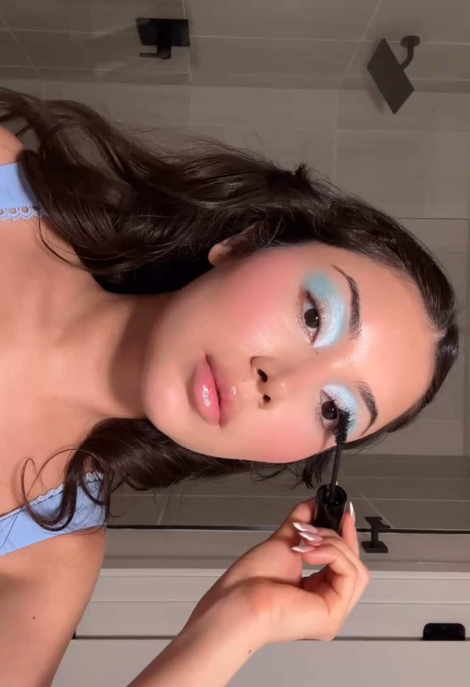 Save to try out later!🩵 @nazlia yunus #makeuptutorials 