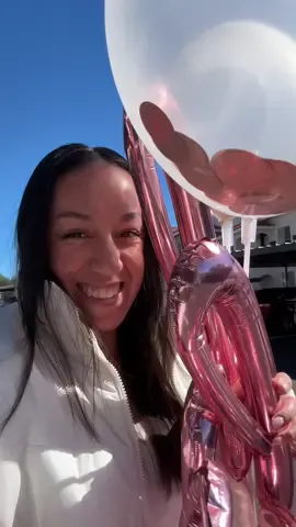 this is my love language 💕 #birthdaysurprise #lovelanguage #besties #lifestyleblogger #lifestylecreator #contentcreator #contentcreators #latinacontentcreator 