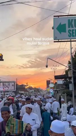 sebentar lagi kerinduan ini akan terobati #abahgurusekumpul #gurusekumpul #menujuhaulabahgurusekumpul #haulabahgurusekumpul #haulgurusekumpul #haulsekumpul #sekumpul #martapura #zainixzaini1 #zeyrnxrx 