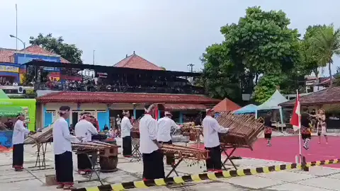 New laresta Purwokerto #kentonganbanyumasan #kentonganpurbalingga #haripahalawan10november #owabongpurbalingga #fy #jateng #purbalinggaperwira #purbalinggatiktok #2024tiktok @PurbalinggaFYP 