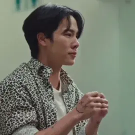 And again he lost everyone he loves, I‘m crying no stop with him😭 #jackandjokerep10 #jackjoker #jackandjokertheseries #yinwar #joker #thaiblseries #cry #tiktok 