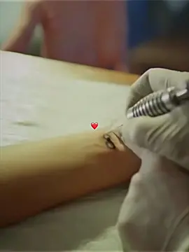 matching tatto🥹❤️♾️ #karasevda #karasevdadizi #matchingtattoos #matchingtattoo #infinity #endlesslove #nihankemal #kemalnihan #nihansezin #kemalsoydere #neslihanatagul #burakozcivit #diziedit #fyp 