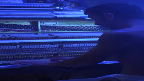 Find your Melody… #AndreaVanzo #findamelody #pianomusic 