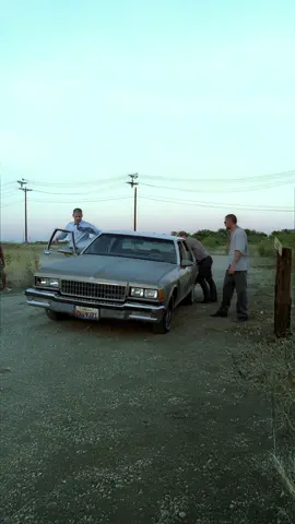 Prison Break Scenes Vertically Cut  #prisonbreak #michaelscofield #prisonbreakedit #verticaltv #ai #generativefill   