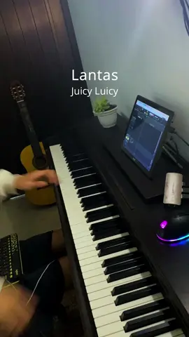 Lantas - Juicy Luicy . . #lantas #lantasjuicyluicy #juicyluicy #pianocover #piano #pianoinstrumental #coverlagu #lagu #laguindo #pianomusic #musik #fyp #liriklagu 
