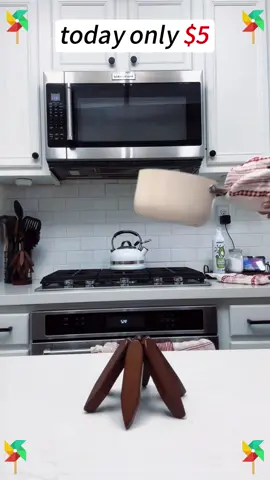 I wanted to order one first to check the quality & let me just say these are PERFECT! I'm ordering a bunch more for Christmas presents this year! This would make a sweet gift & something people will love! #christmas #christmasideas #giftideas #christmasdecor #kitchengadgets #giftsforher #giftsformom #homedecor #christmastiktok #tiktokshopblackfriday #tiktokshopcybermonday #TikTokShop #tiktokshopfinds #tts #titkokshop 